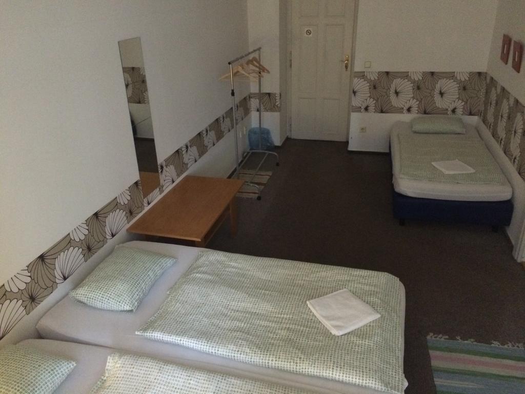 Charles Square Hostel Prague Exterior photo