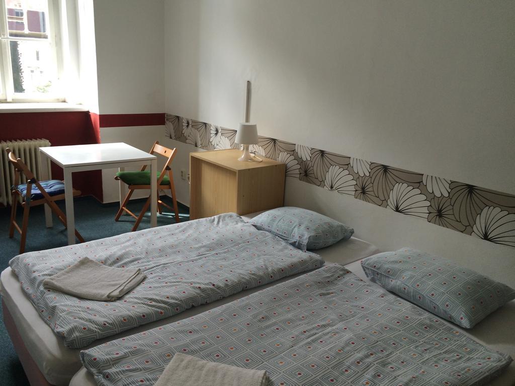 Charles Square Hostel Prague Exterior photo
