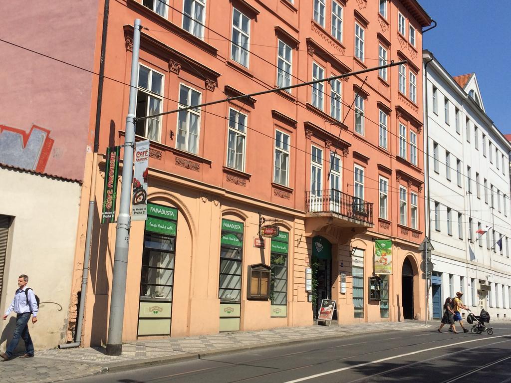 Charles Square Hostel Prague Exterior photo