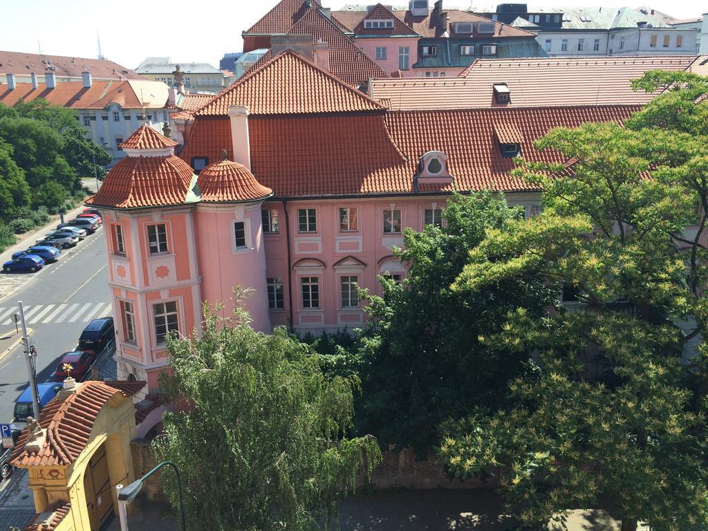 Charles Square Hostel Prague Exterior photo