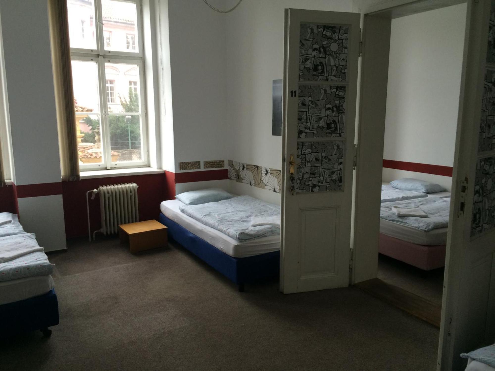 Charles Square Hostel Prague Room photo